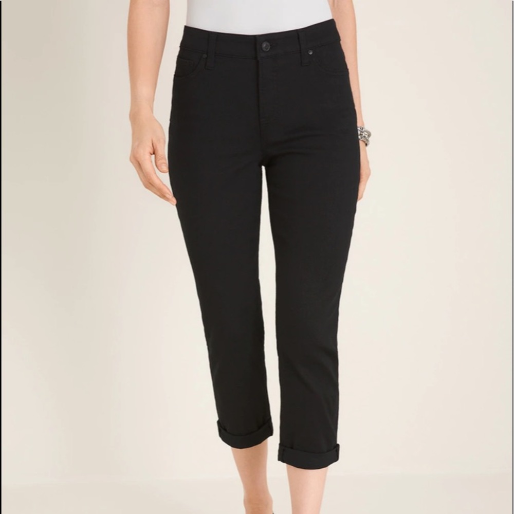 Size 4 (Chico’s 0) Girlfriend Crop Navy Jean